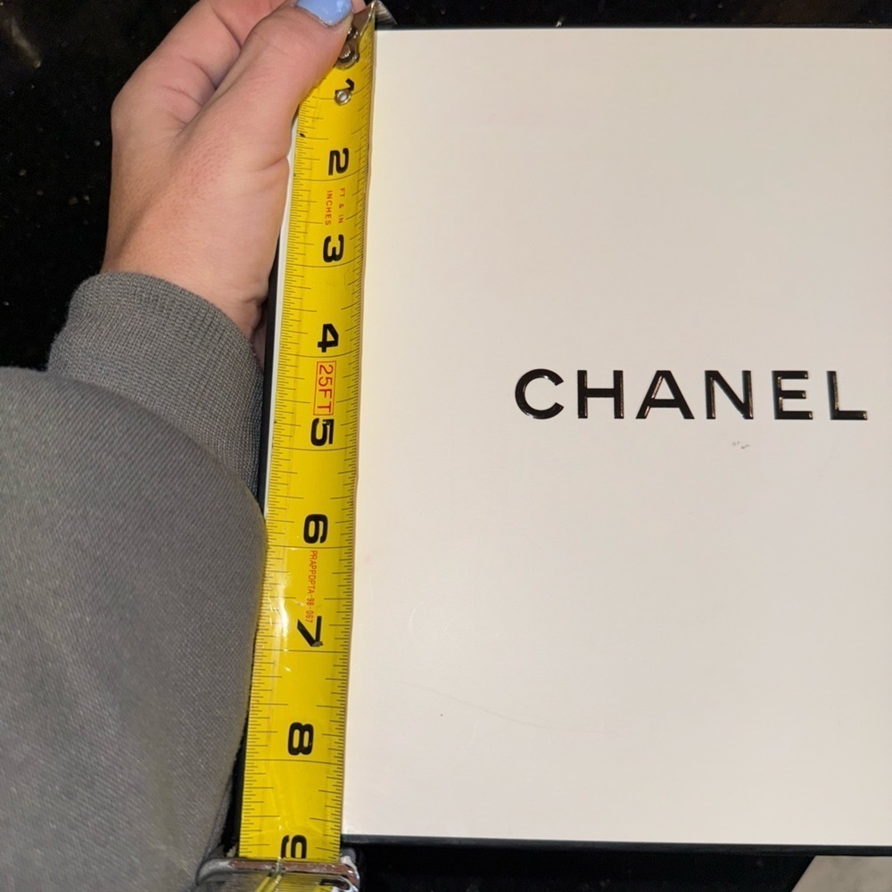 Authentic Chanel Empty Gift Box Only – No Item Included - Picture 4 of 5
